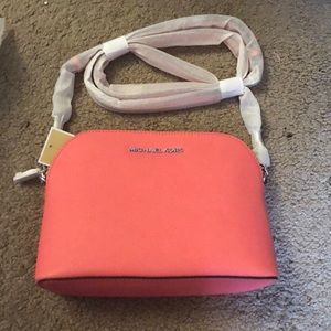 Michael Kors cindy lg dome crossbody coral